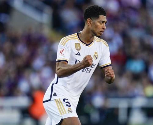 意媒：米兰派球探现场考察亨克18岁前腰卡雷察斯（意媒：米兰球探现场观战亨克18岁前腰卡雷察斯）