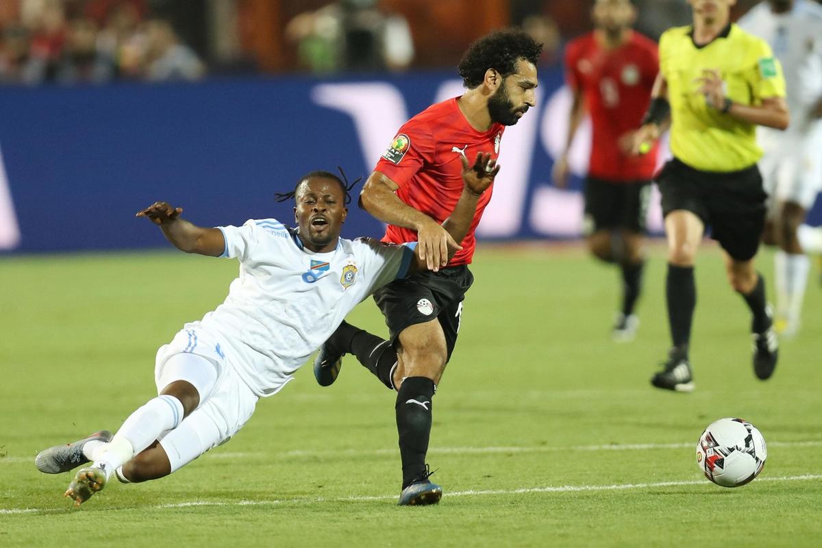 记者：本特克希望重返比甲，争取入选比利时国家队参加世界杯（据记者报道，本特克渴望回到比甲，力争入选比利时国家队出战世界杯）