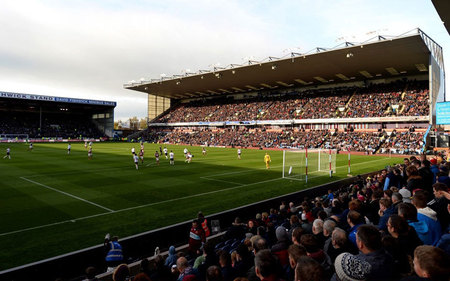 上演大四喜斩获金靴，法比奥当选中超官方第30轮最佳球员（法比奥独中四元加冕金靴，荣膺中超第30轮官方最佳球员）