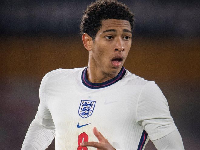 足球曝足坛巨星可能无缘世界杯，伤病加重（曝足坛巨星伤势恶化，恐无缘世界杯）