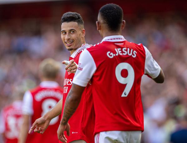 篮球湖人球员社媒晒训练照，状态积极（湖人球员社媒晒出训练照，状态积极向上）