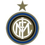 太疼了，萨勒马克尔斯被对手踩中后在地上抽动（萨勒马克尔斯遭对手踩踏后痛苦抽搐倒地）