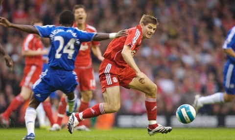 弗里克：佩德里只是有点累；德容生病了所以我们让他回家休息（弗里克：佩德里只是疲劳，德容因病已回家休养）