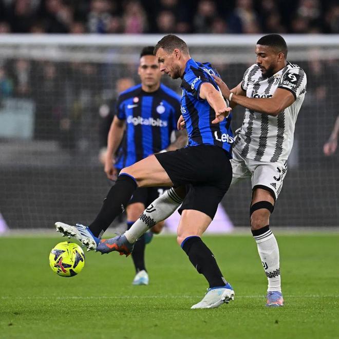 西蒙：尼科在毕包是带伤出战且踢不了全场；希望进世界杯决赛（西蒙称尼科在毕尔巴鄂带伤出场、无法打满全场，期待挺进世界杯决赛）