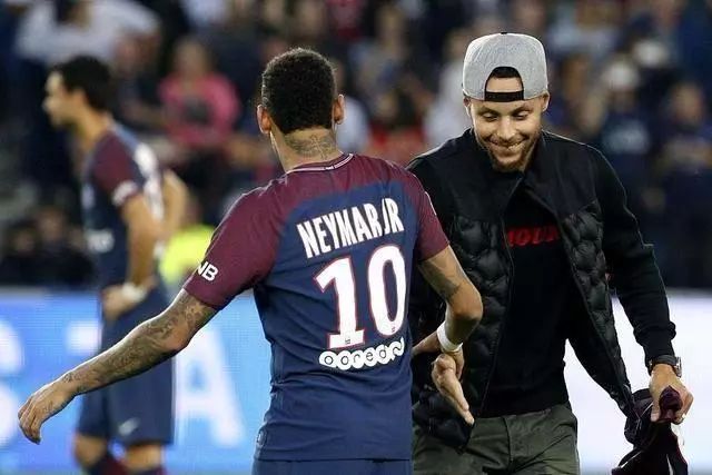 尤文连续18个赛季通过意大利杯1／8决赛，为现存唯一球队